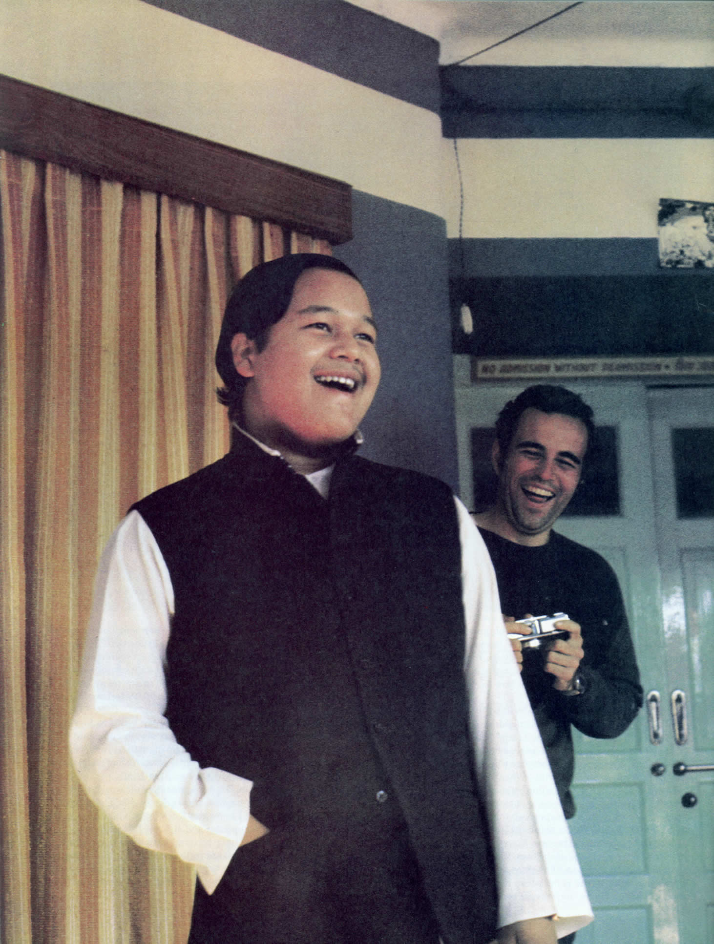 page72_Maharaji_What_Is_A_Mango_photo.jpg 255.6K